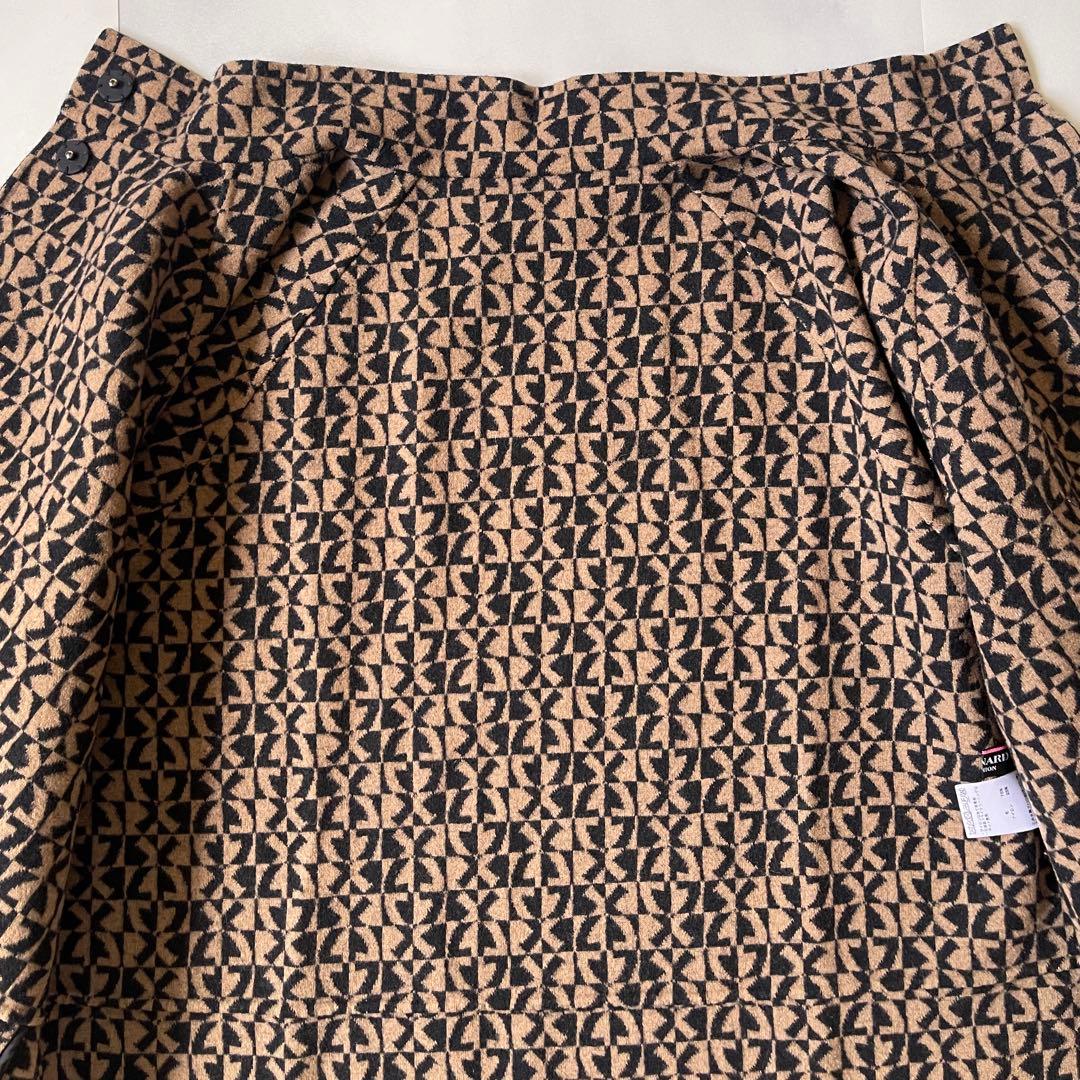 レオナール　リバーコート ウールコート オーバーサイズ ４０ 裏 ロゴ 総柄 L