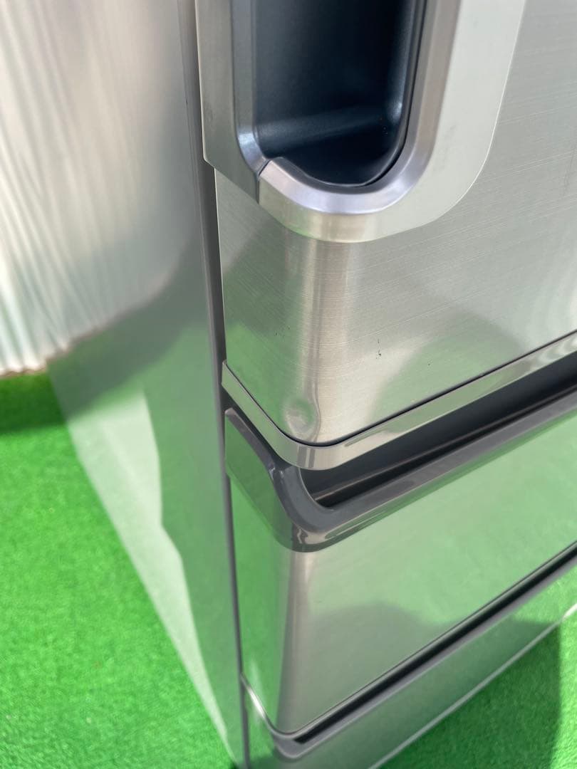 828 アクア 3ドア冷蔵庫 右開き シルバー コンパクトデザイン 二人暮らし