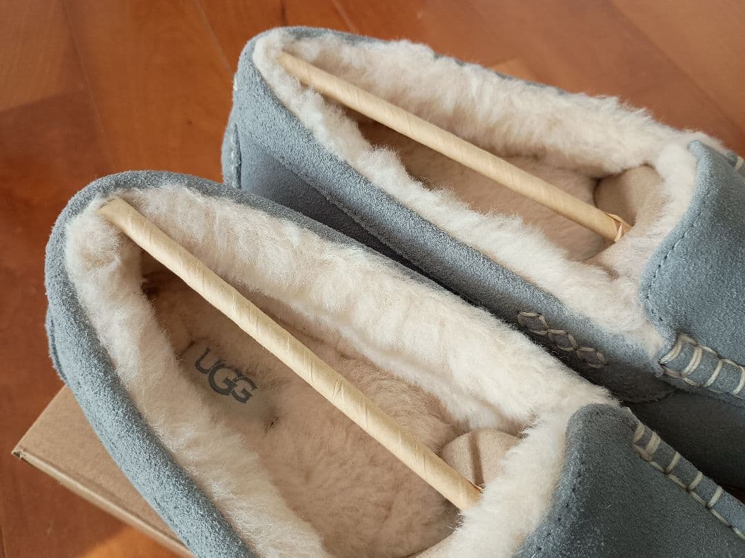 専用　UGG Ansley グレー　LGRY モカシン スリッポン 8D
