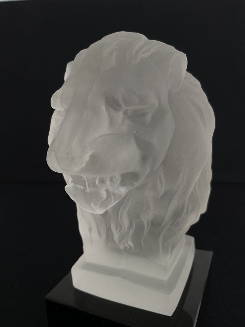 RED ASHAY LIONレッドアッシェイ ライオンFrosted Glass