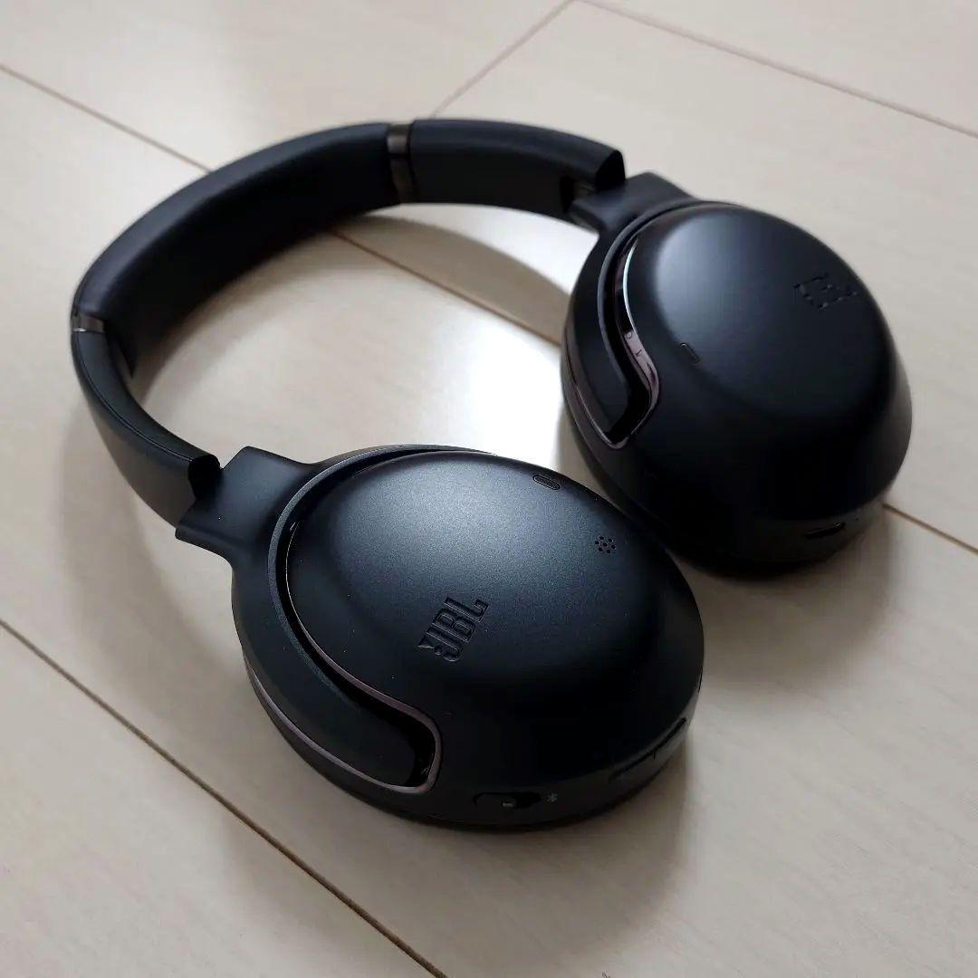 【美品】JBL TOUR ONE M2 ワイヤレス ヘッドホン　ブラック