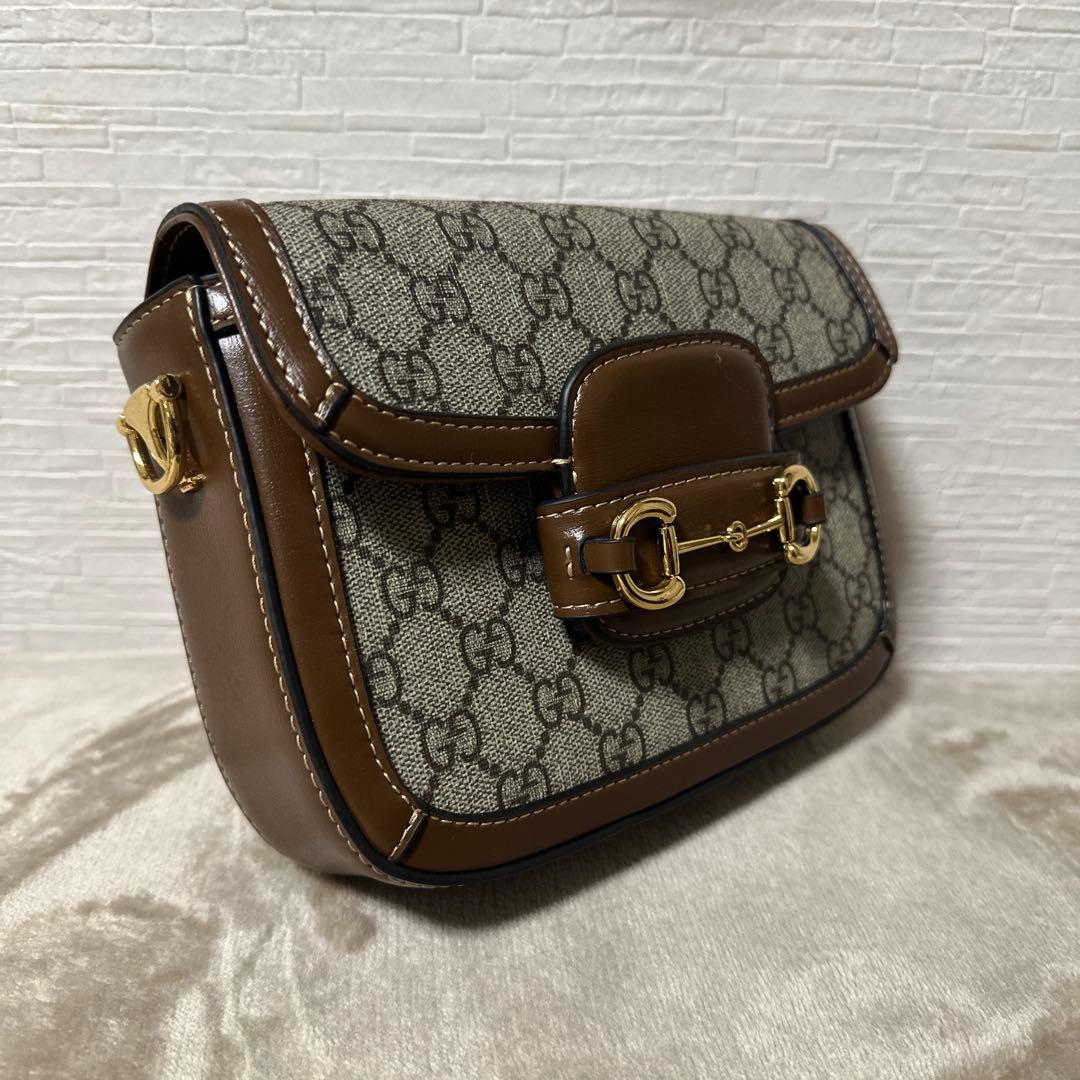 GUCCI GGキャンバス ショルダーバッグノベルティー