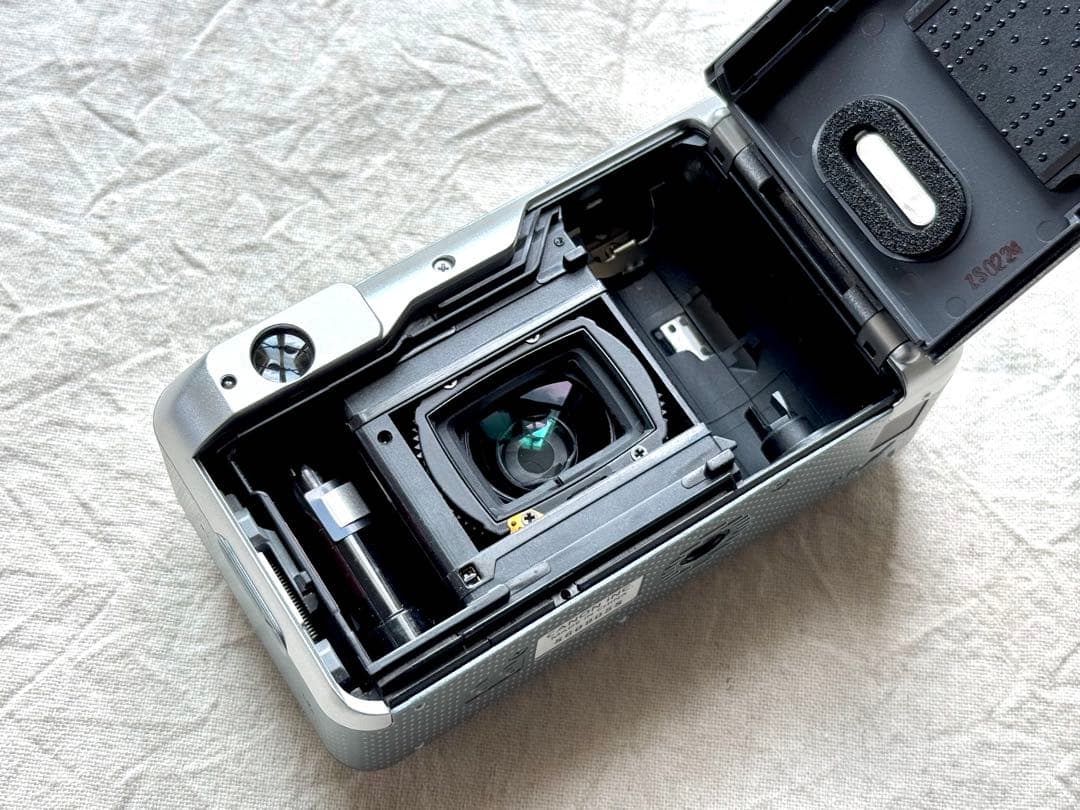 ⌘完動品！ 電池付き、作例あり！ Canon Autoboy N105⌘