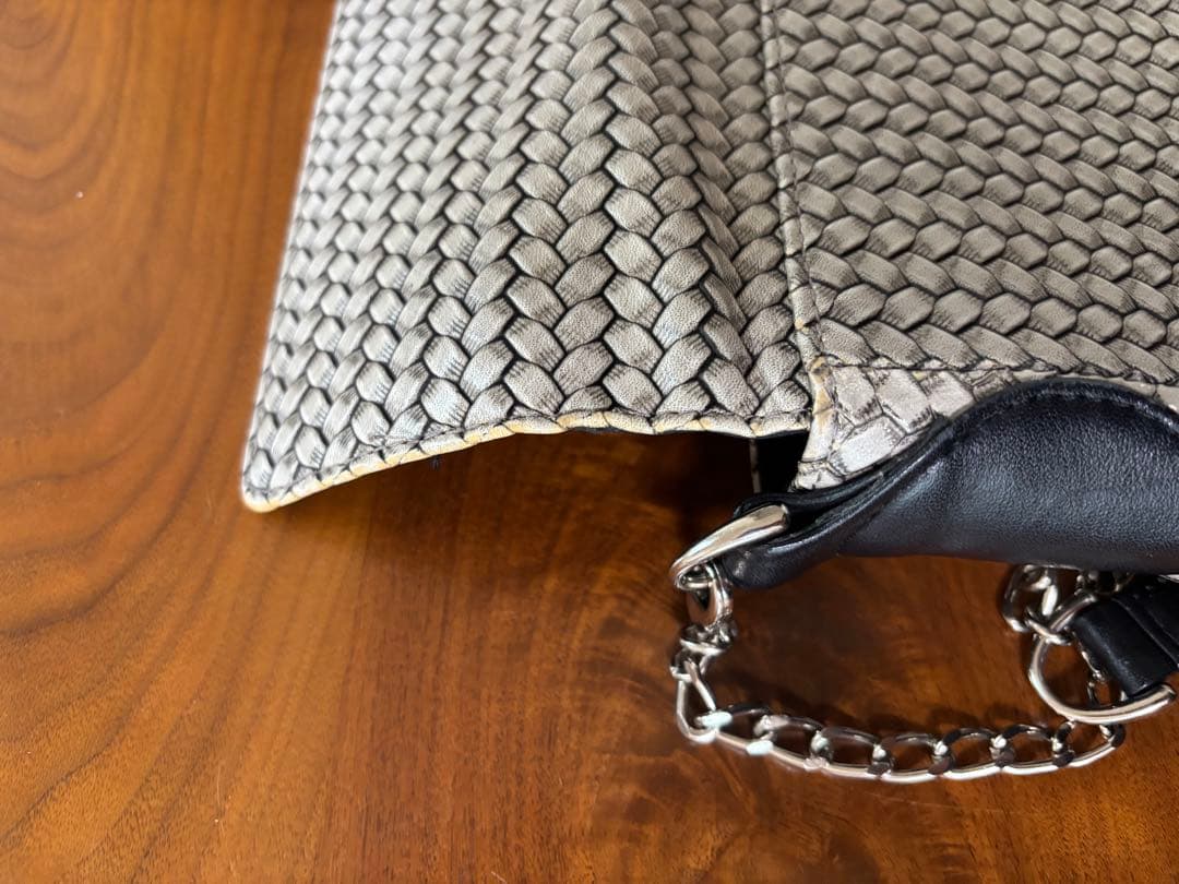 ヒロコハヤシ　オッティカ　ショルダーバッグ