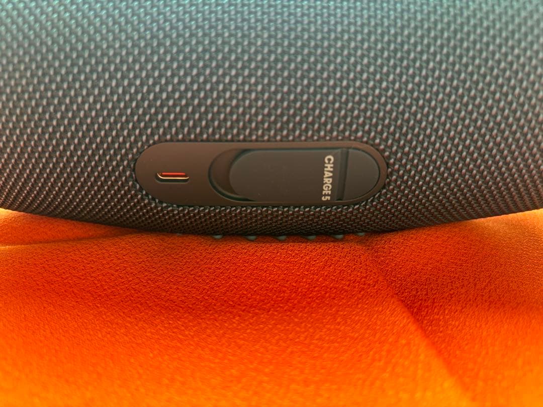 JBL ワイヤレススピーカー CHARGE5 充電機能付き