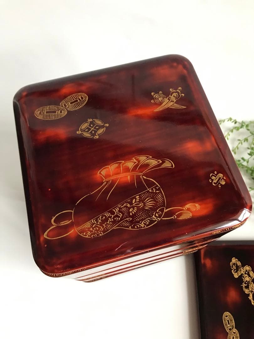 当時物 漆塗り 沈金 金蒔絵 天然木 4段重箱