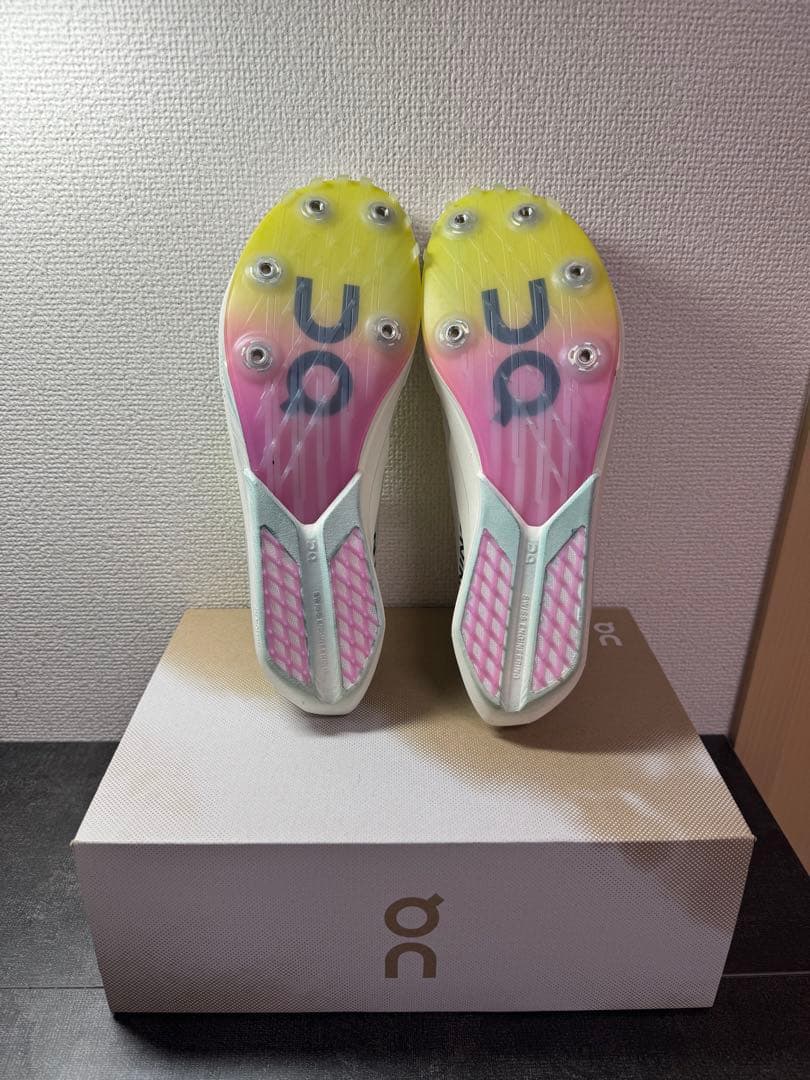 スパイク・シューズ on cloud spike amplius 2