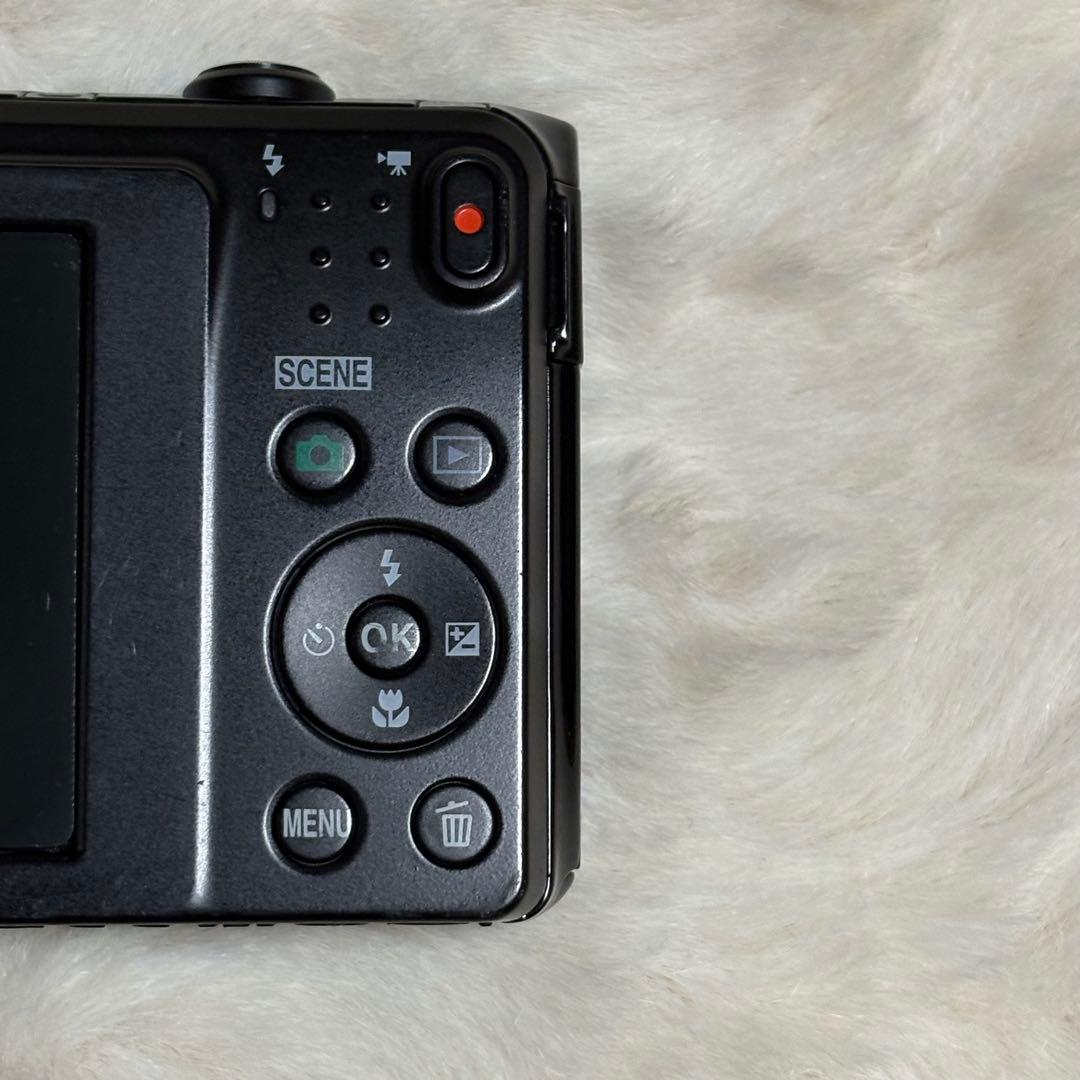 ⭐️Nikon⭐️ COOLPIX デジタルカメラ S3700 ブラック