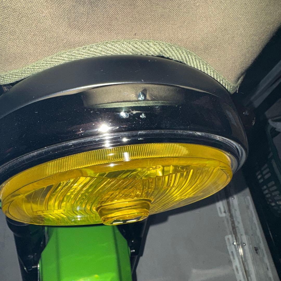 マーシャルイエローヘッドライト