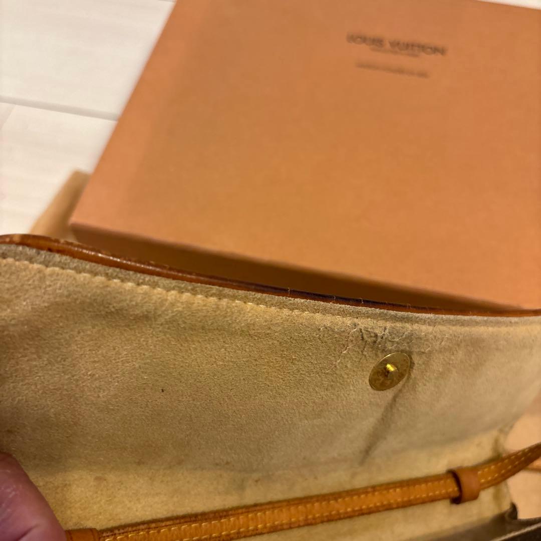 ルイ・ヴィトン　M51852