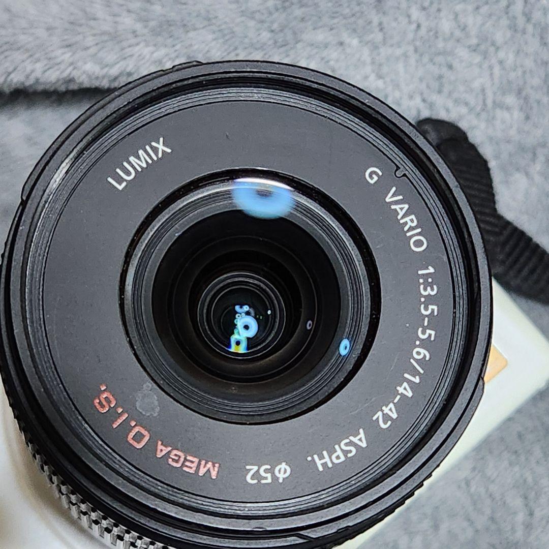 Panasonic DMC-GF2 14-42mmレンズ付き