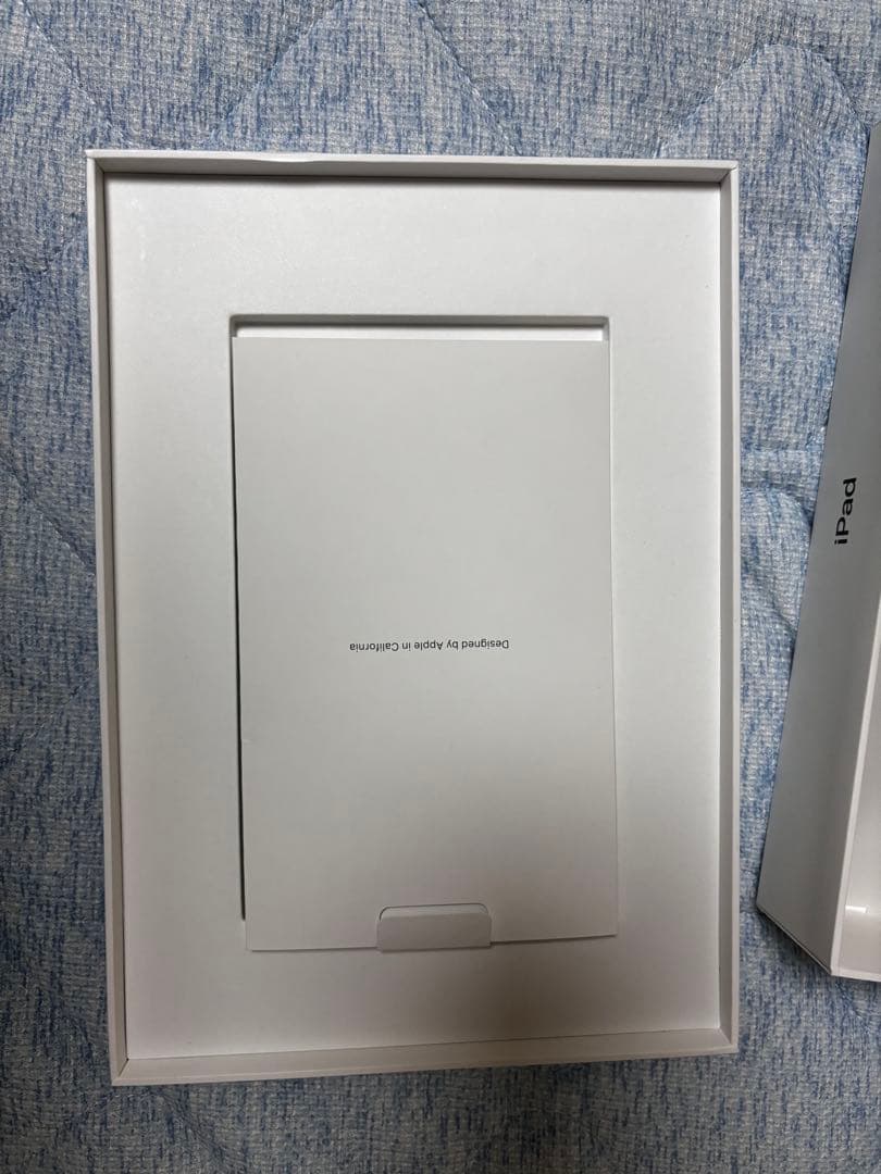 Apple iPad スペースグレー 本体、説明書、ケース、袋、充電器付き