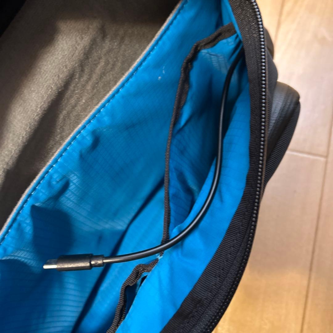 ALPAKA ブラック ショルダーバッグ