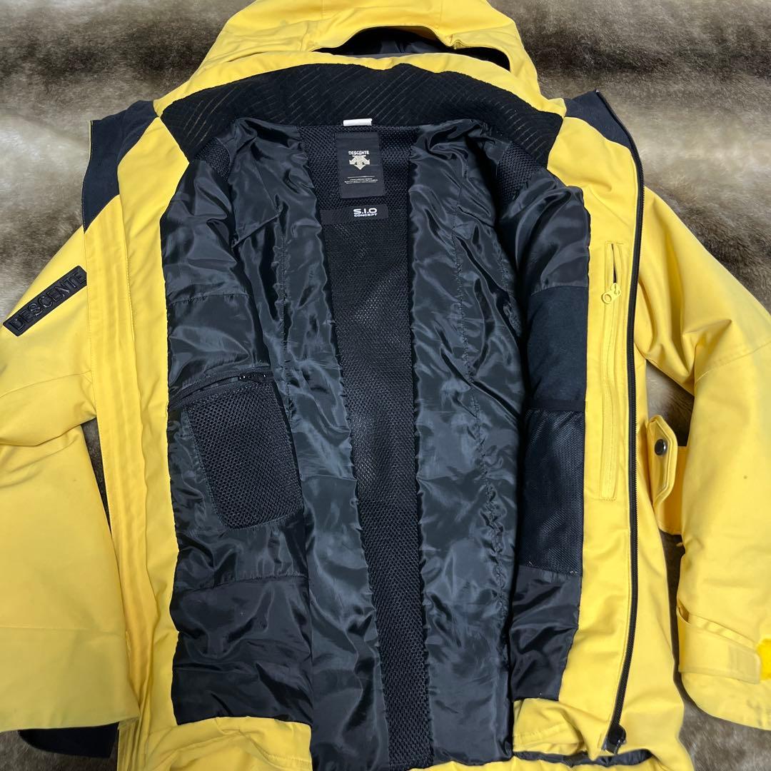 チームデサント　スキーウェア　上下