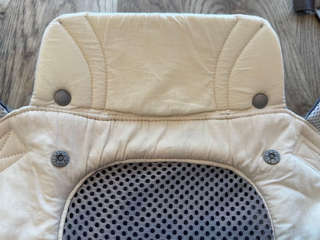 ポグネー　ミキハウス　ヒップシート付き抱っこ紐