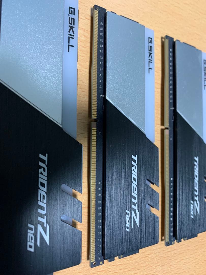 【美品】G.SKILL Trident DDR4 32GB (4 x 8GB)