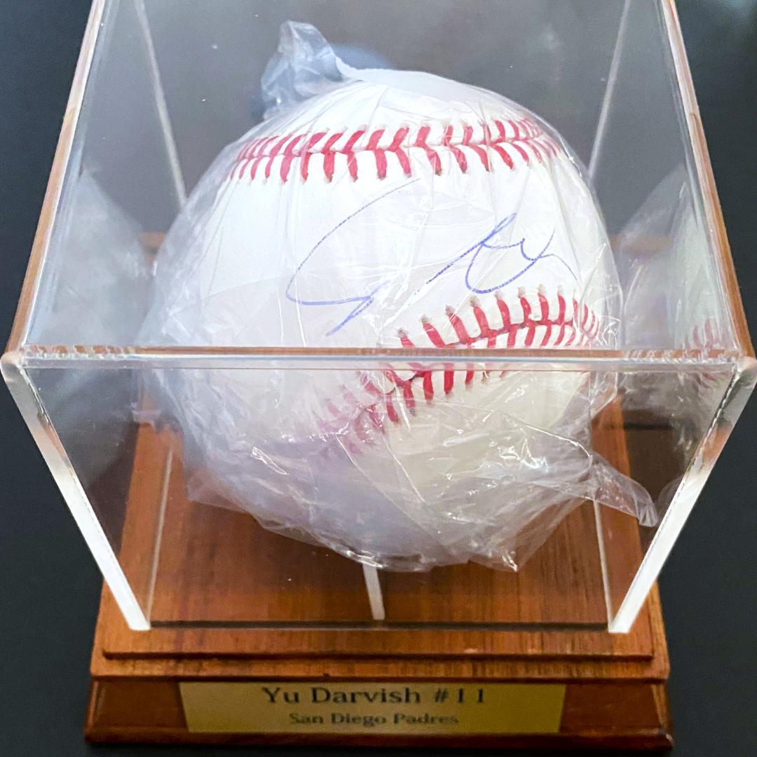 【至宝】サンディエゴ・パドレス☆ダルビッシュ 有☆直筆サインボール☆写真付き