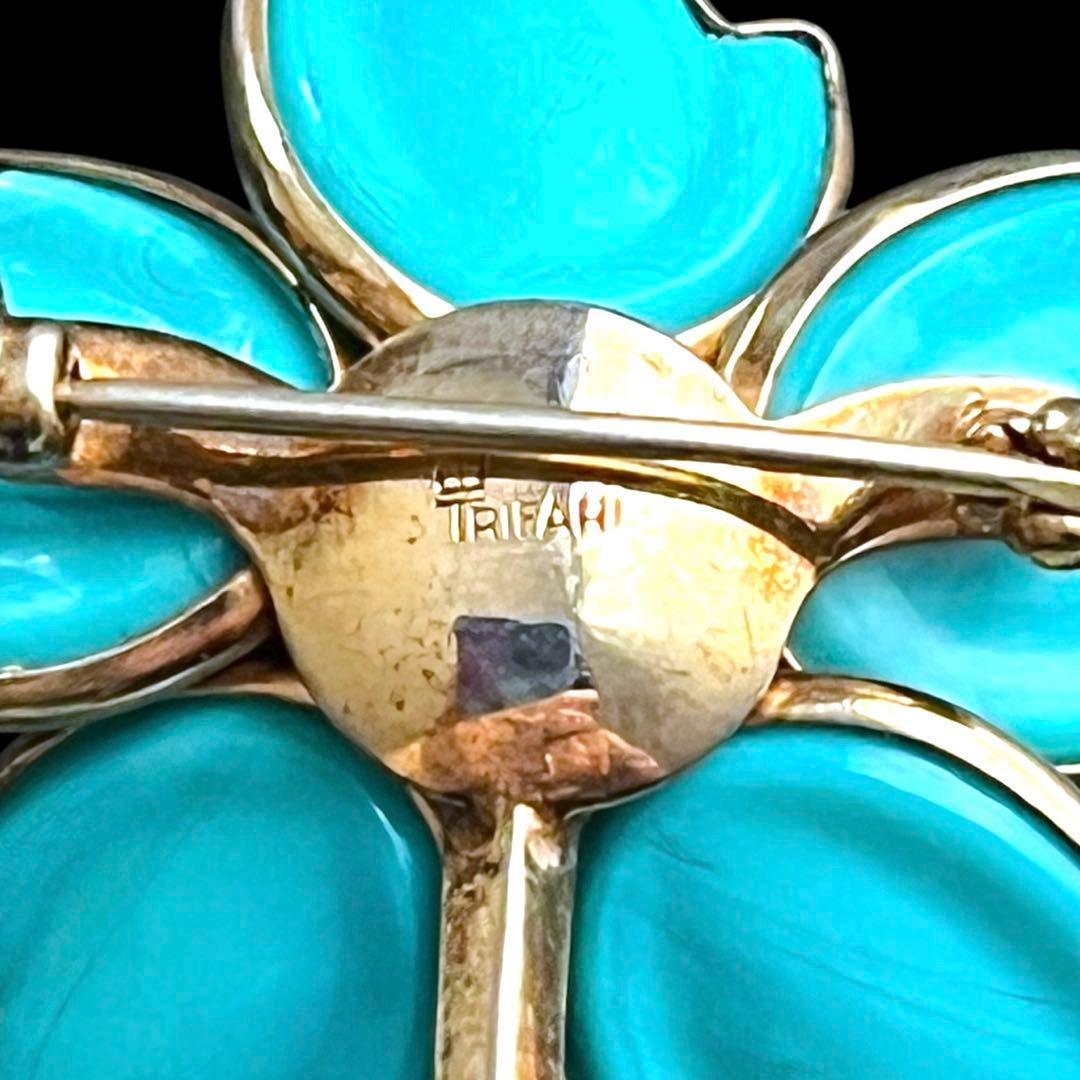 CROWN TRIFARI☆初期☆注ぎガラス☆ターコイズブルーフラワーブローチ