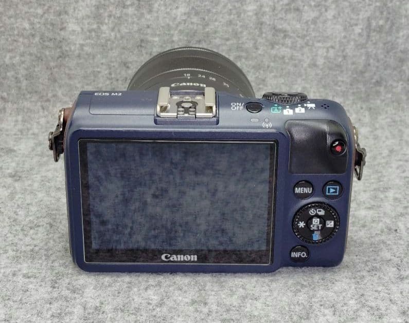 EOS M2 EF-M18-55レンズキット ベイブルー 希少