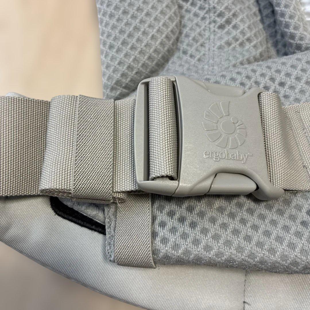 エルゴの抱っこひも　オムニブリーズ　パールグレー メッシュ ergo抱っこ紐
