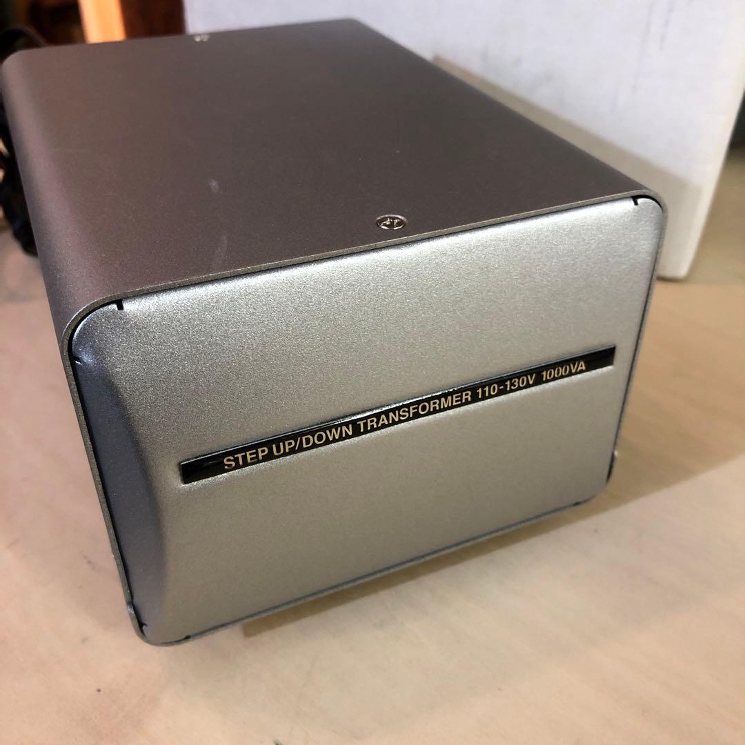 カシムラ 海外国内用変圧器 WT-4UJ (1000VA/1000W) 昇降圧