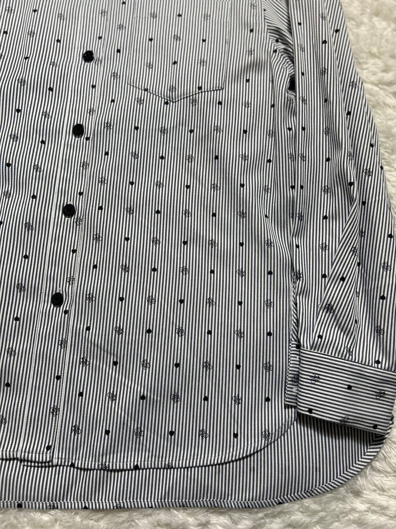 美品 rosymonster ロージーモンスター ハートロゴシャツ ネイビー