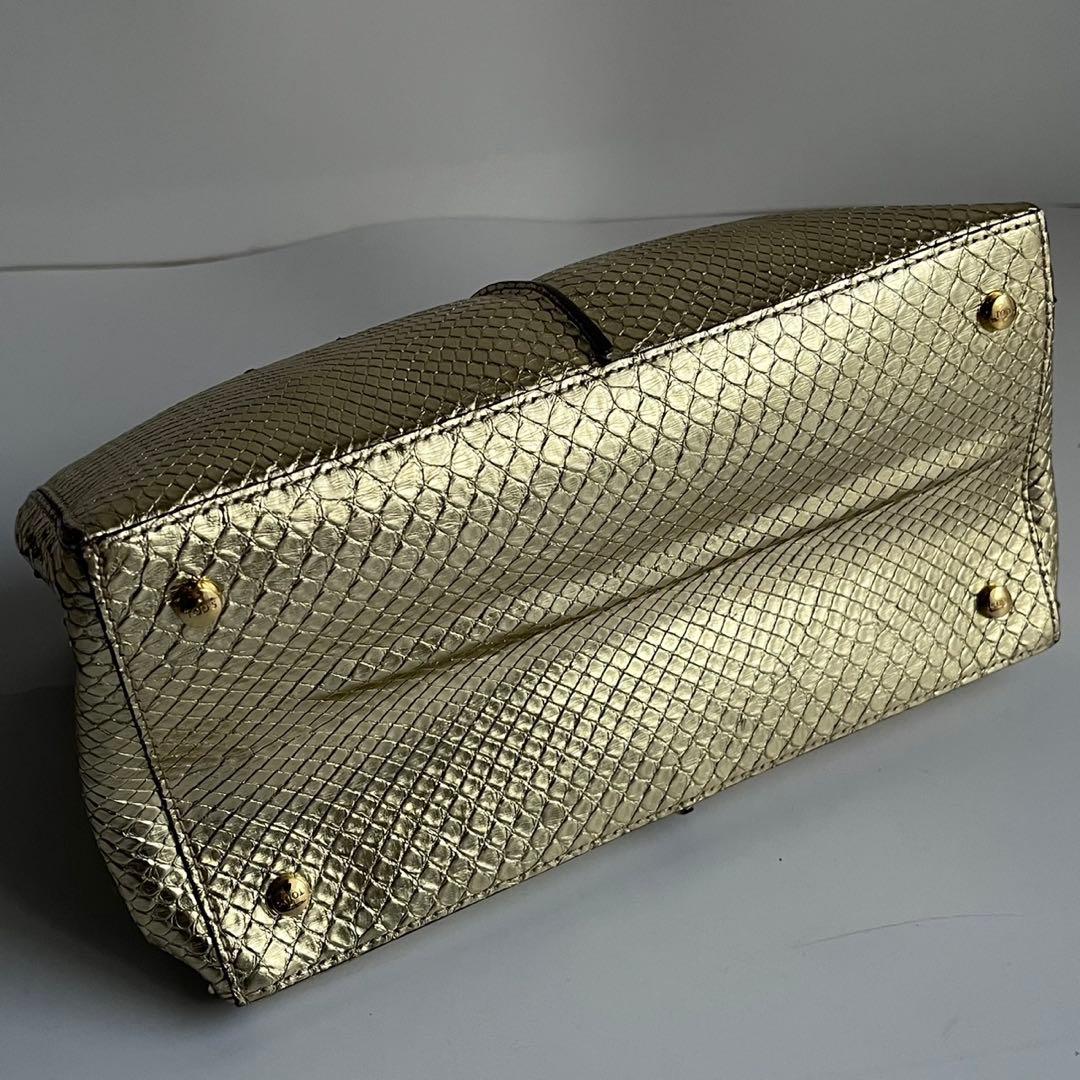 ✨未使用級✨　TOD’S D キューブ　　ハンドバッグ　レザー　ゴールド