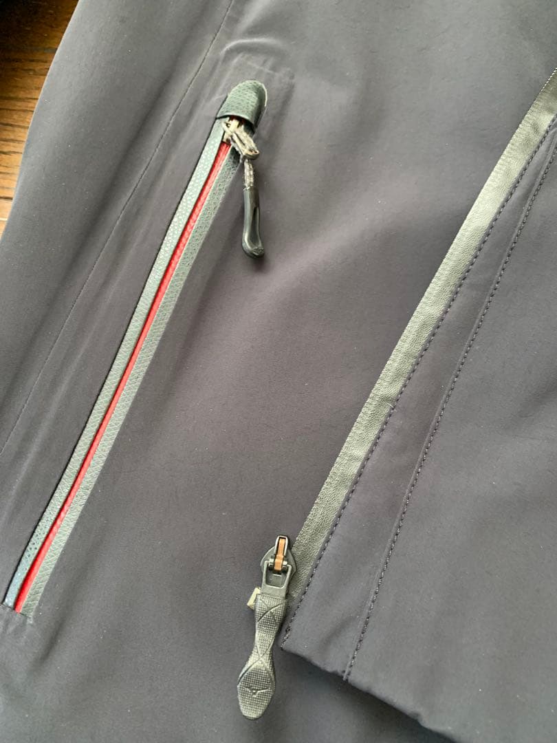 ミズノ スキーウェアセット ヒーター付 上位モデル 1/2 ジャケット画像