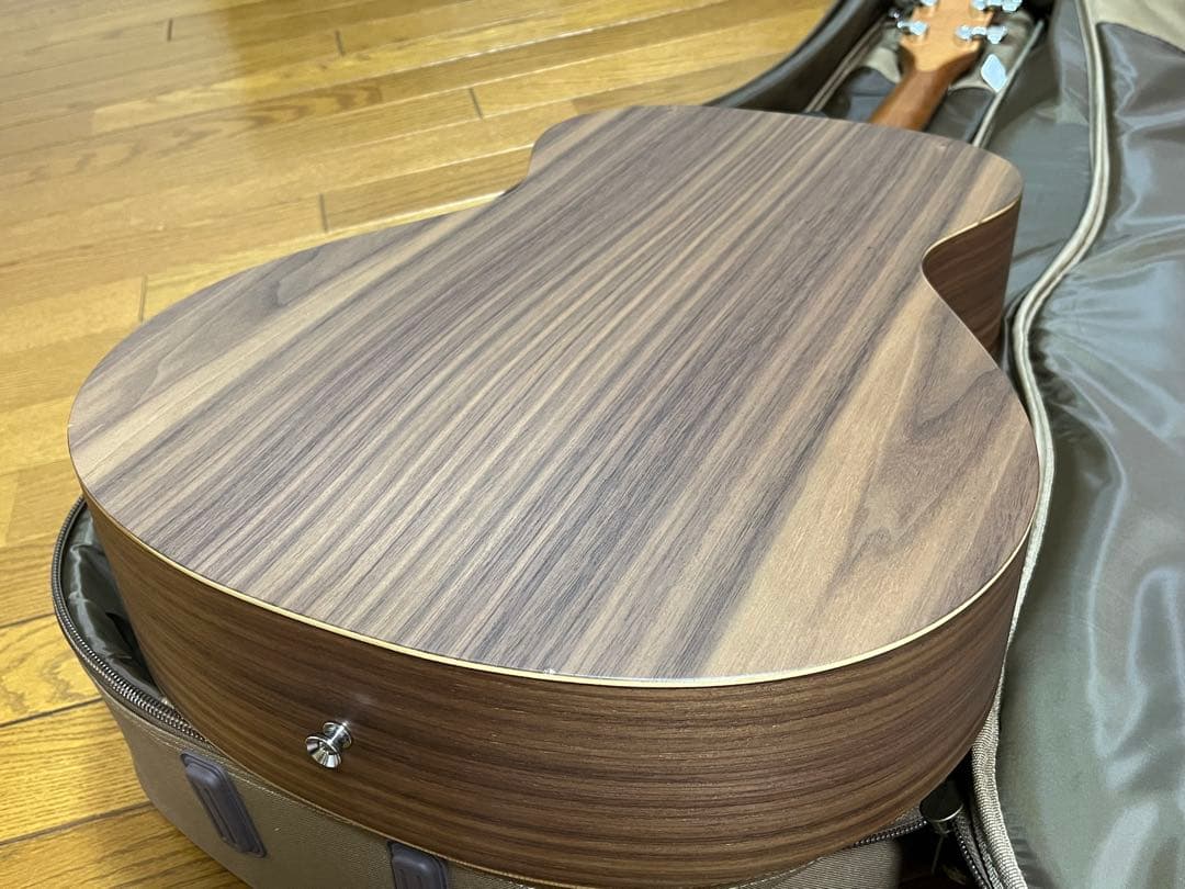 【美品❗️最新モデル】taylor Academy12 アコースティックギター