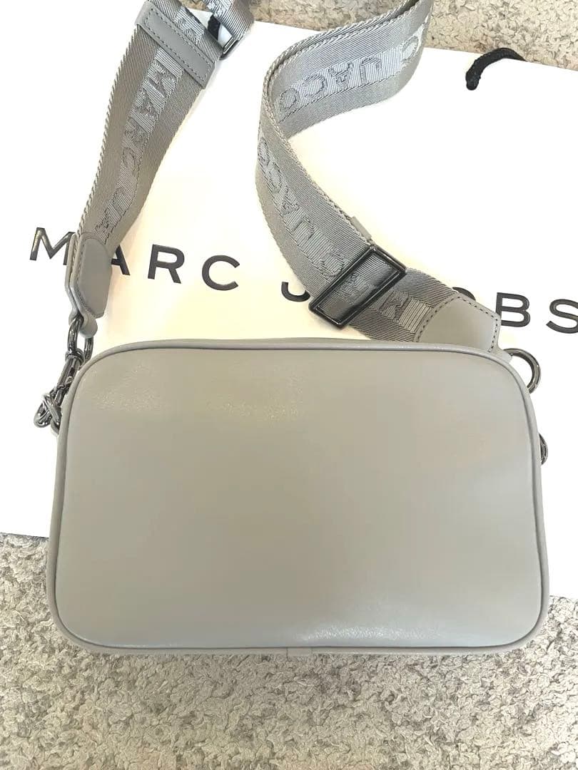 MARC JACOBS グレー ショルダーバッグ