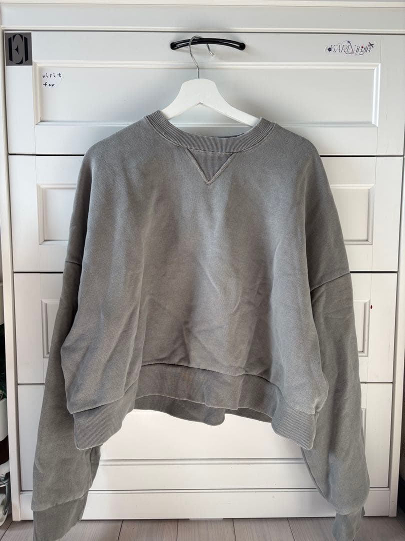 早い者勝ち　entire studios グレー クロップド box スウェット