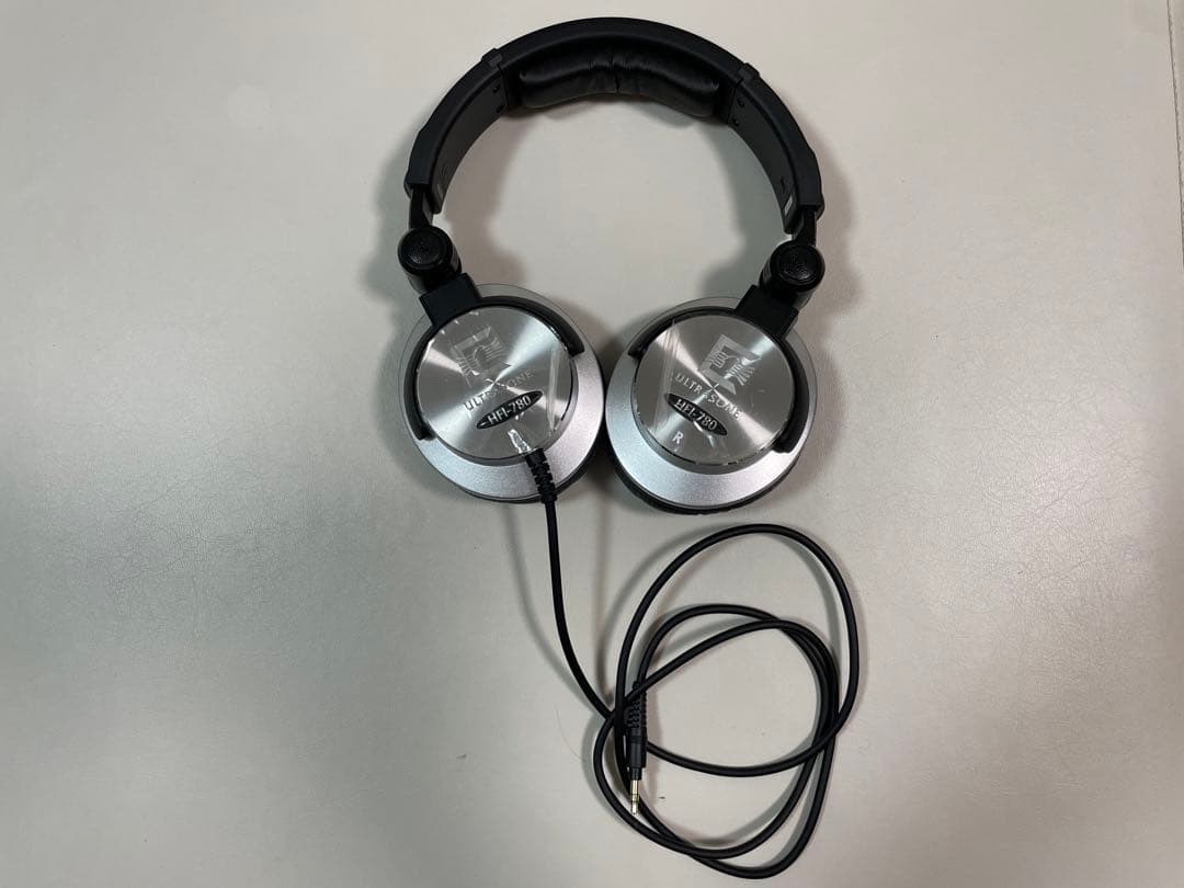 は*る様 ULTRASONE HFI-780 有線ヘッドホン