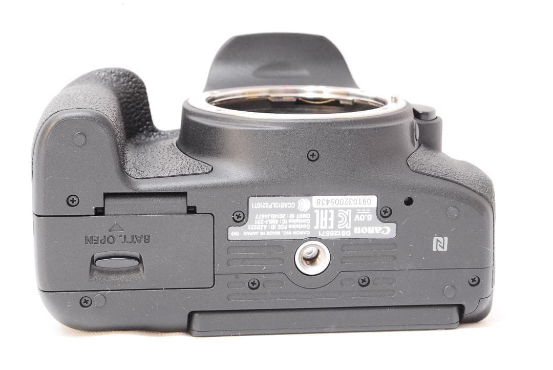 美品✨超高画質✨Canon EOS KissX8i✨ダブルレンズ Wi-Fi対応