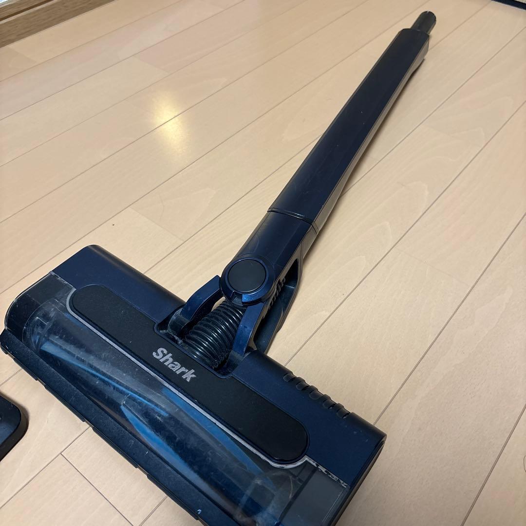 シャーク コードレススティッククリーナー CS401J