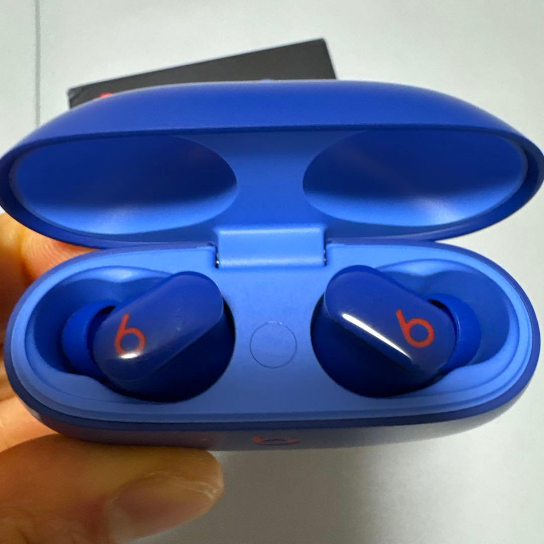 イヤホン Beats Studio Buds