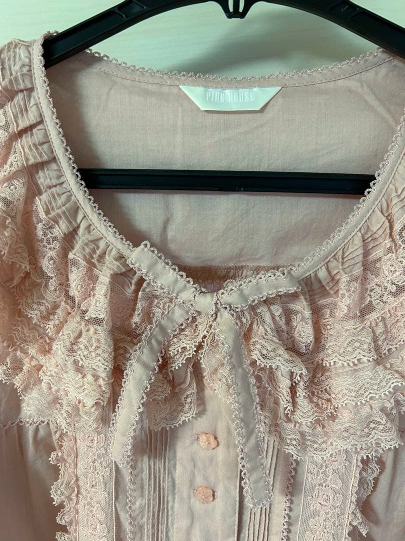 ピンクハウス 豪華なレースのブラウス
