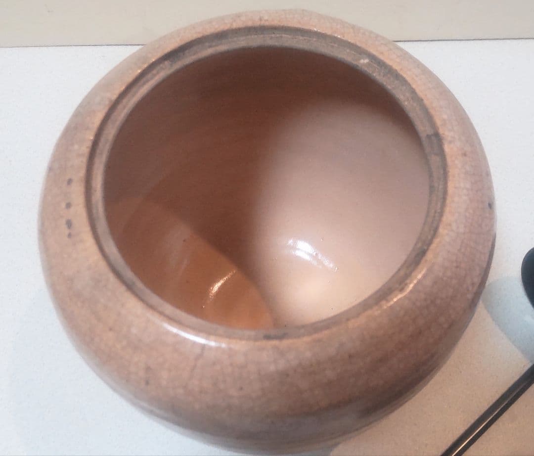 時代物水指 無銘 膝黒塗蓋 柄杓/Antique Mizusashi