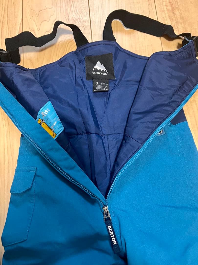 Burton 子供用青と緑の迷彩スノーボードウェア