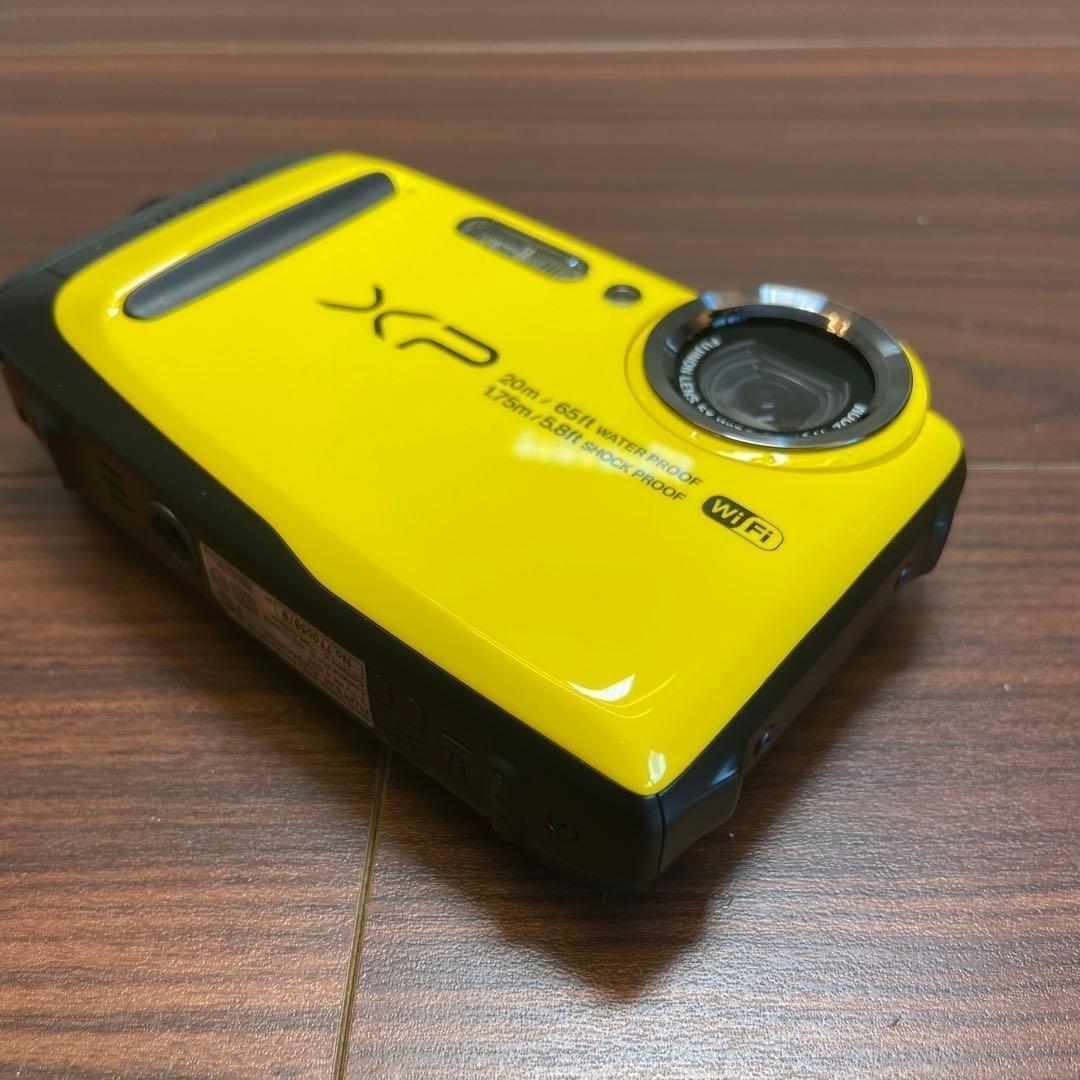 FUJI FILM FinePix XP120 デジカメ ほぼ新品 4277