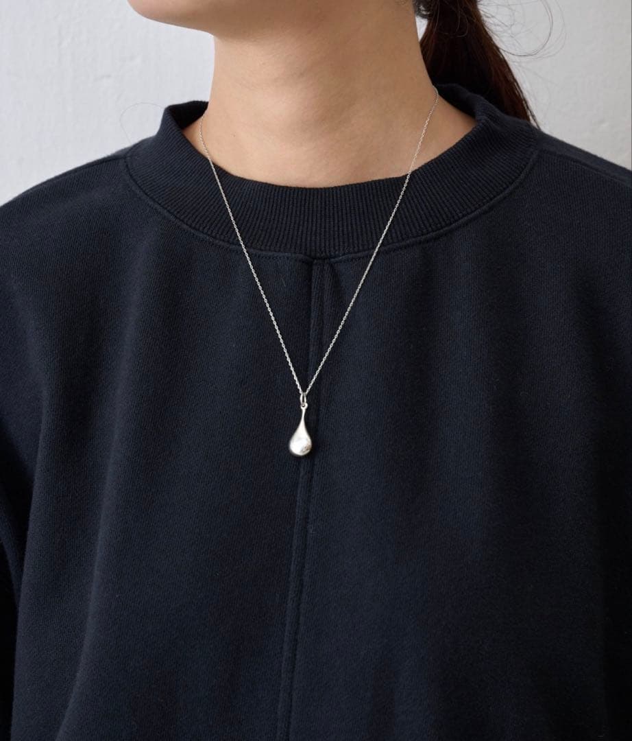 新品 BEARDSLEY(ビアズリー)袖口フリルトレーナー ガリャルダガランテ