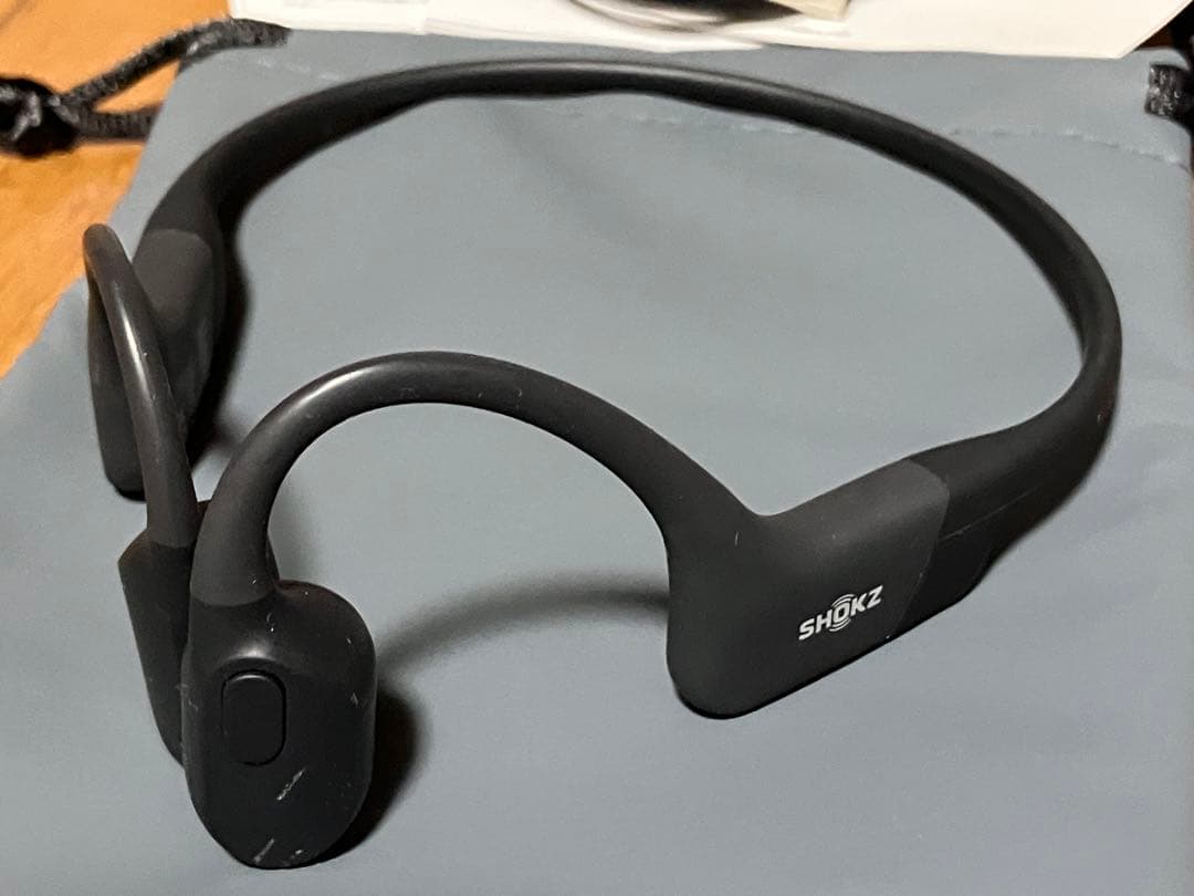 SHOKZ OPENRUN MINI 骨伝導イヤホン 黒