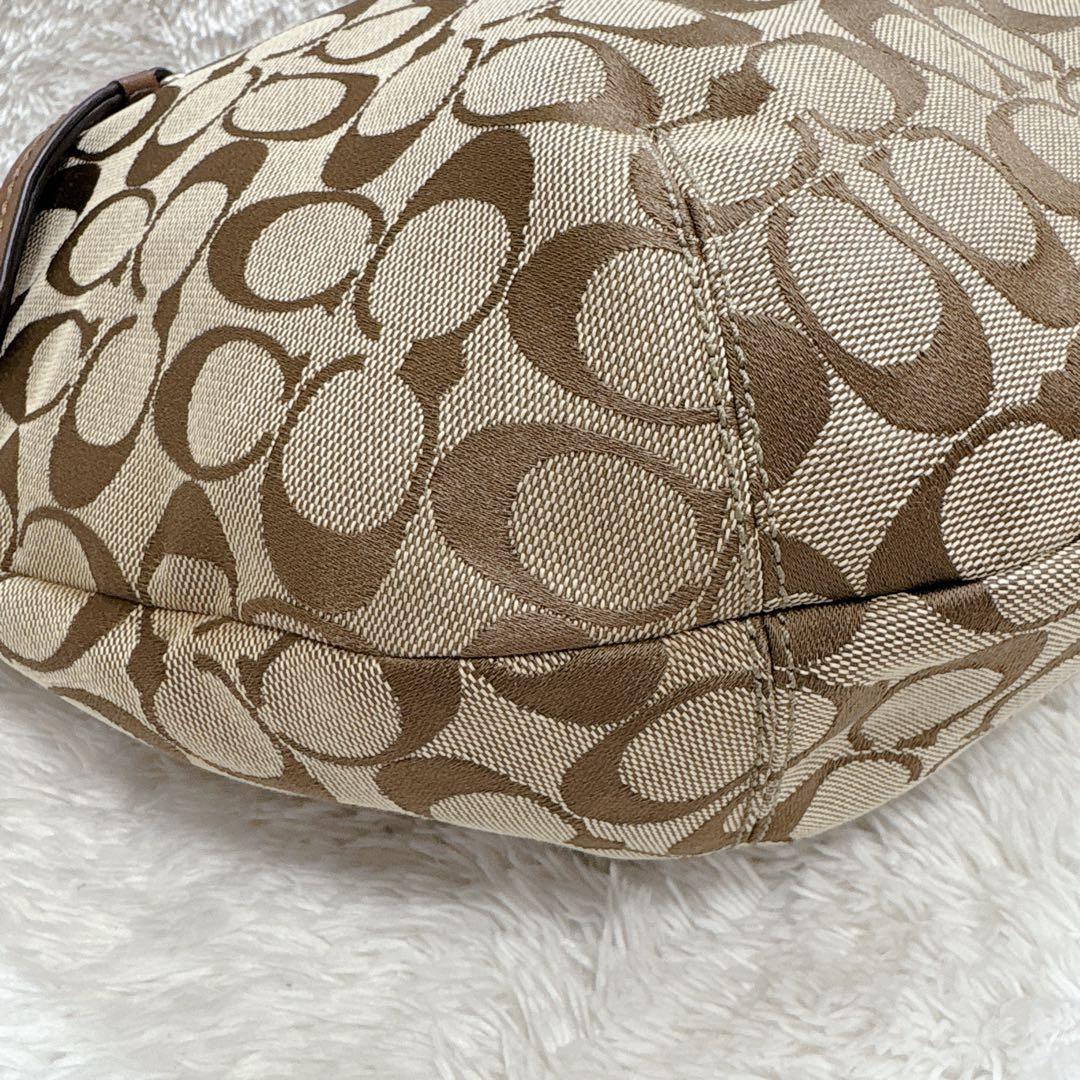 Coach コーチ シグネチャー柄 ホーボー ワンショルダーバッグ