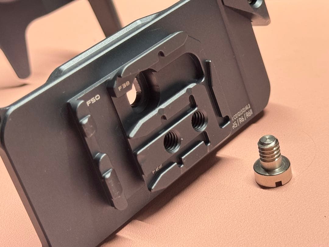 美品 Falcam ケージ キヤノン EOS R5/R5C/R6/R6II 用