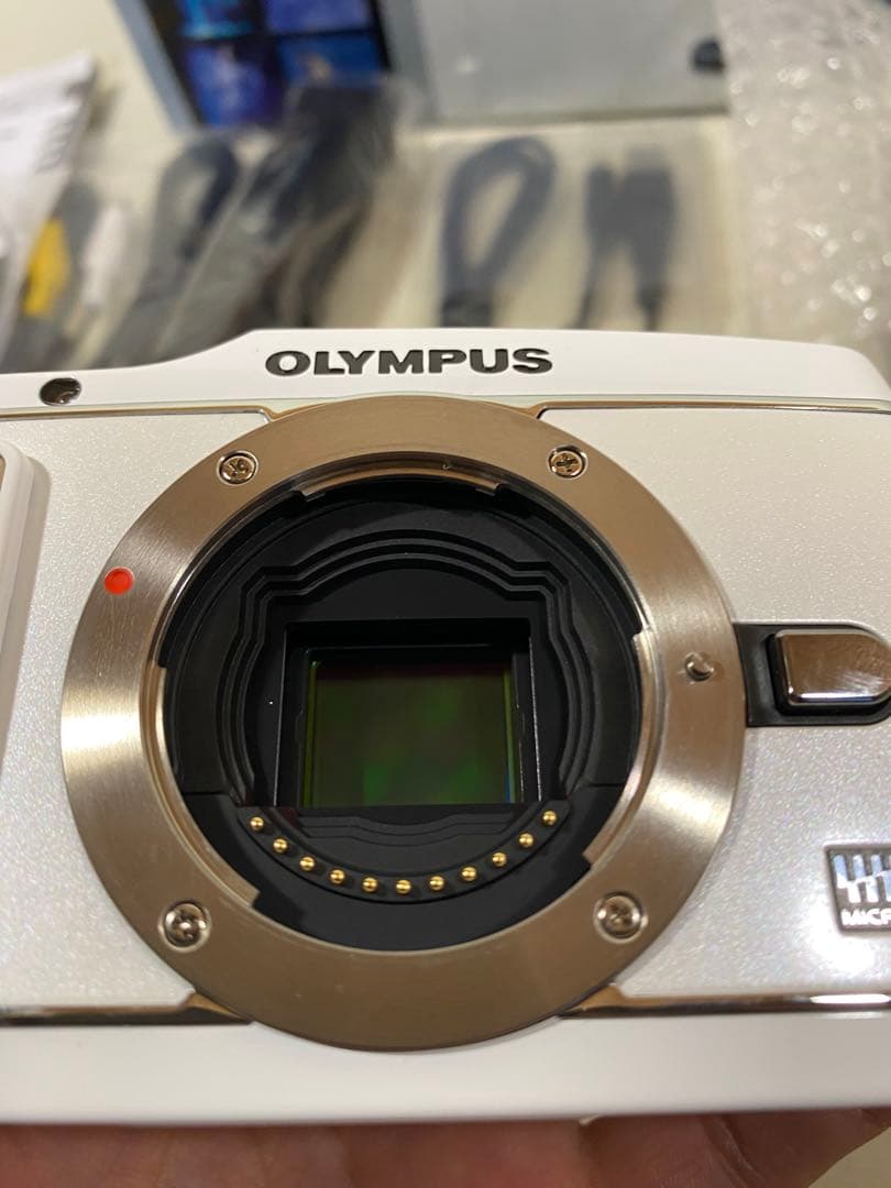 OLYMPUS PEN E-P3 ホワイト　美品