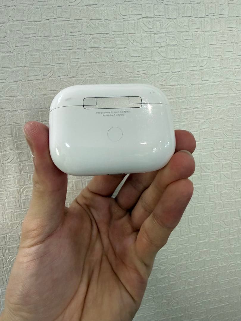 AirPods本体 lightningポート