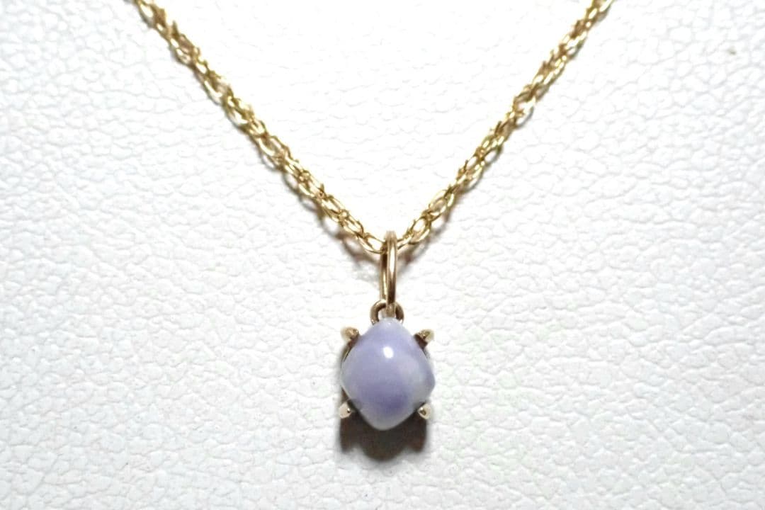 糸魚川翡翠　姫川　ラベンダー　10金　ペントップ　送料無料