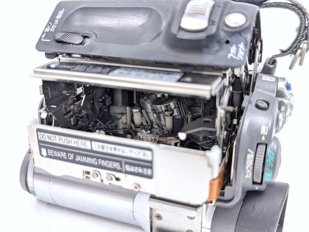 miniDVのダビングに Panasonic ビデオカメラ NV-GS50 02