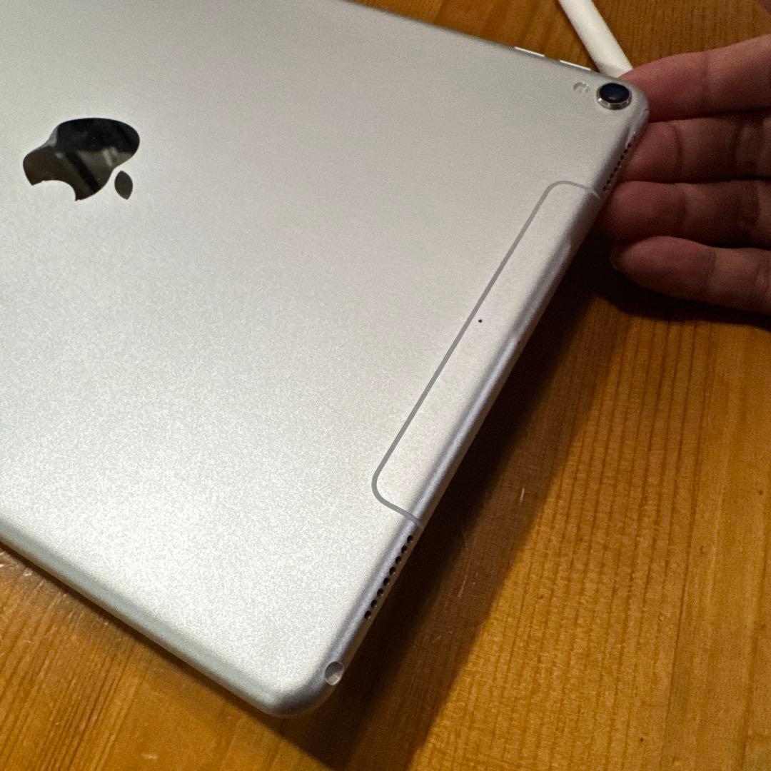 iPad Pro (10.5インチ) 256GB + Apple Pencil