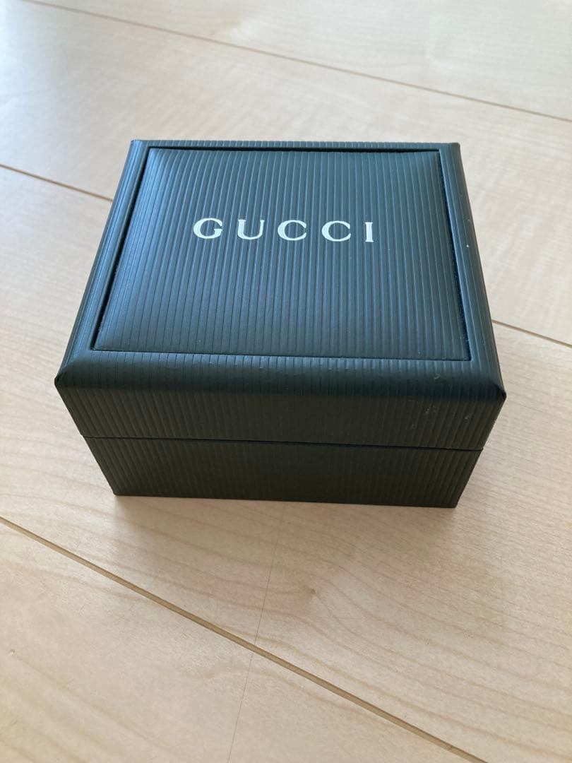 GUCCI 1500L 箱付き ブラック アナログ 時計