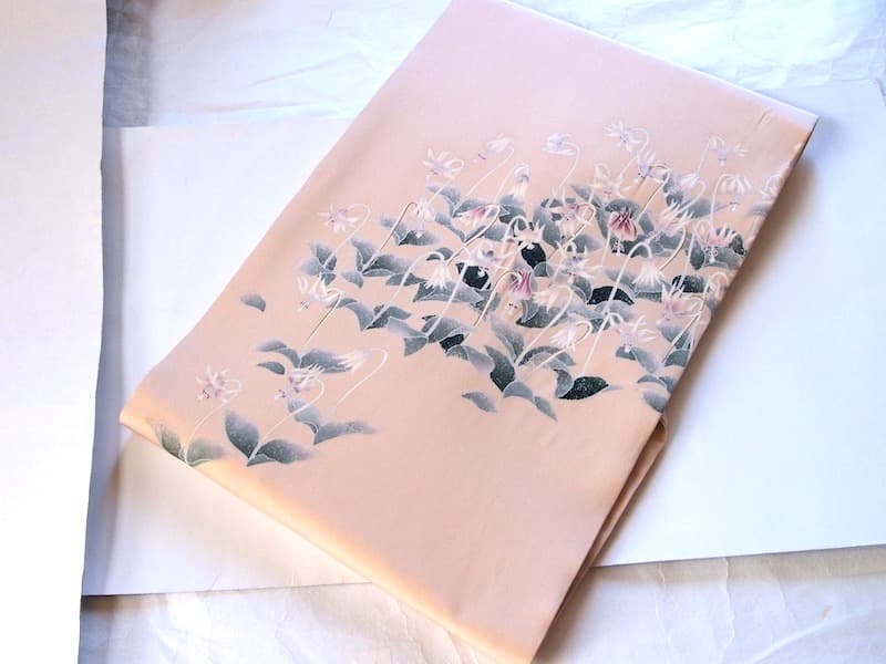 おまとめ専用　塩瀬名古屋帯（カタクリの花）刺繍入　長392 正絹